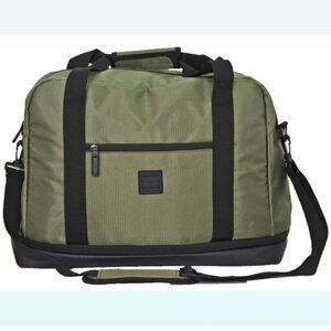 NWT Save The Ocean Sustainable Expandable Duffle Bag - Olive